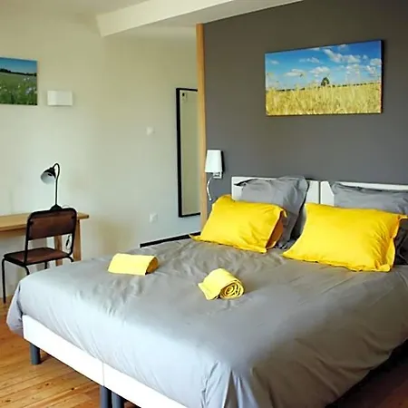 Safraniere De La Venelle Du Moulin Bed & Breakfast 3*