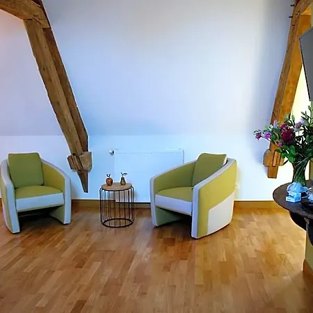 Safraniere De La Venelle Du Moulin Bed & Breakfast 3*