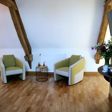 Safraniere De La Venelle Du Moulin