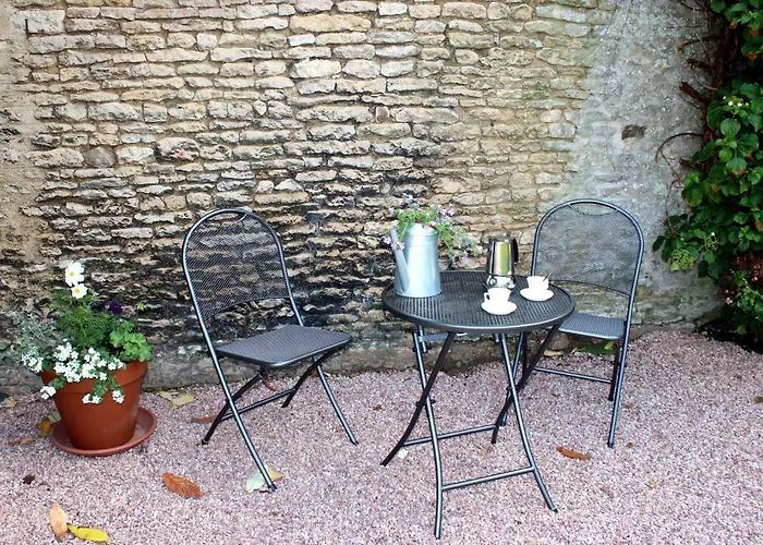 Safraniere De La Venelle Du Moulin Jort